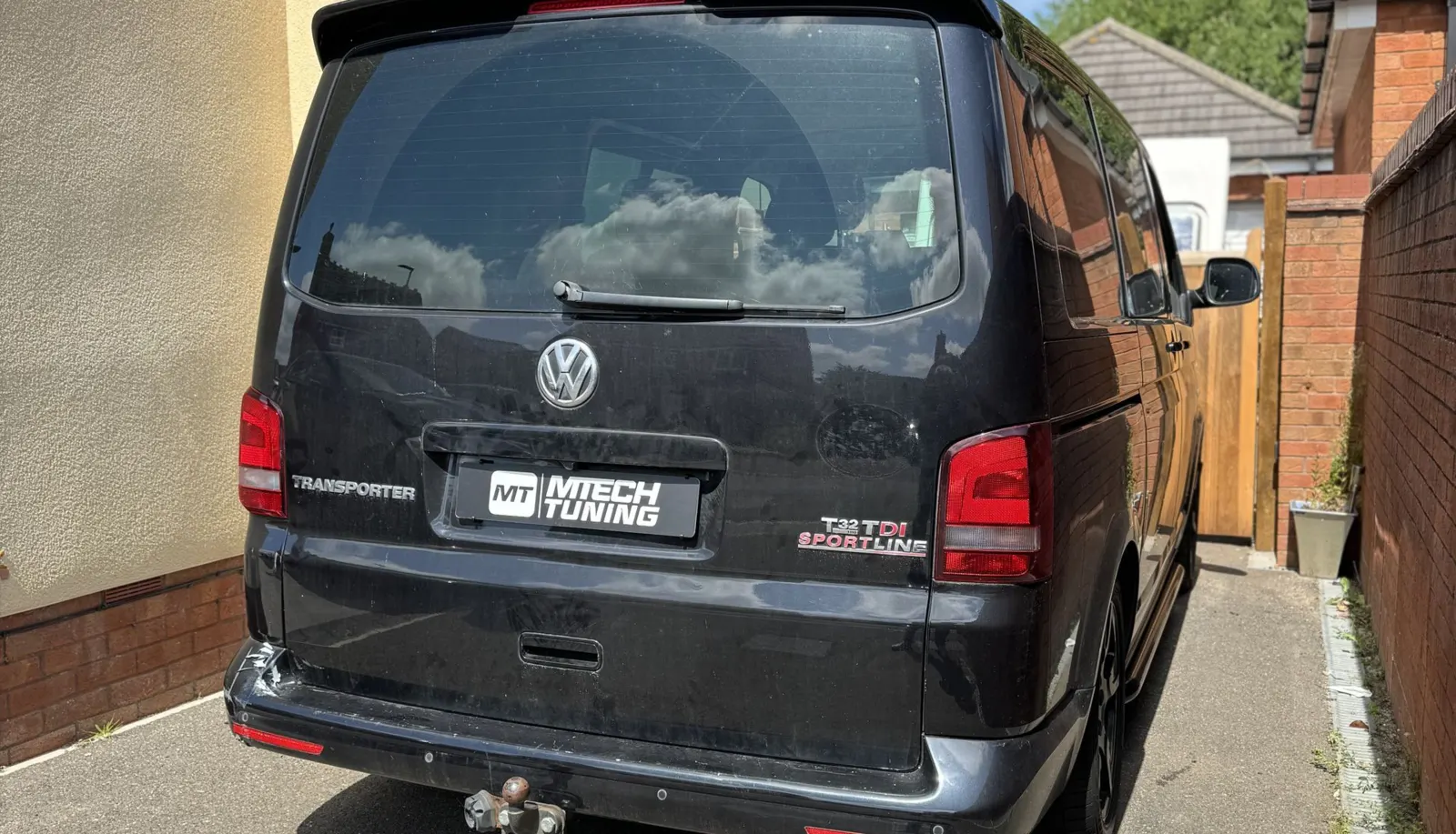 VW Transporter 2.0 TDI, photographed by MTechTuning