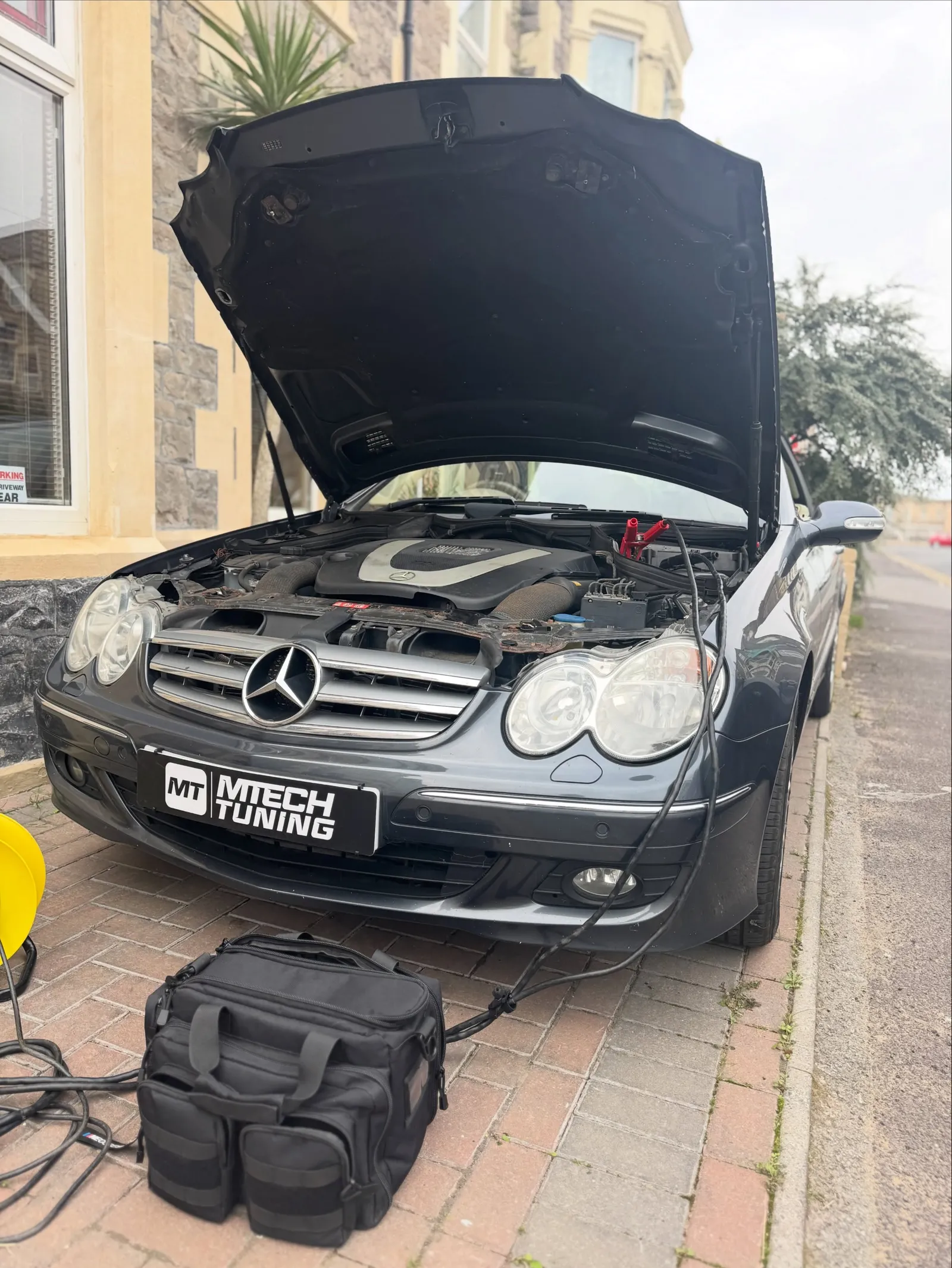 Mercedes CLK 350 Stage 1, photographed by MTechTuning