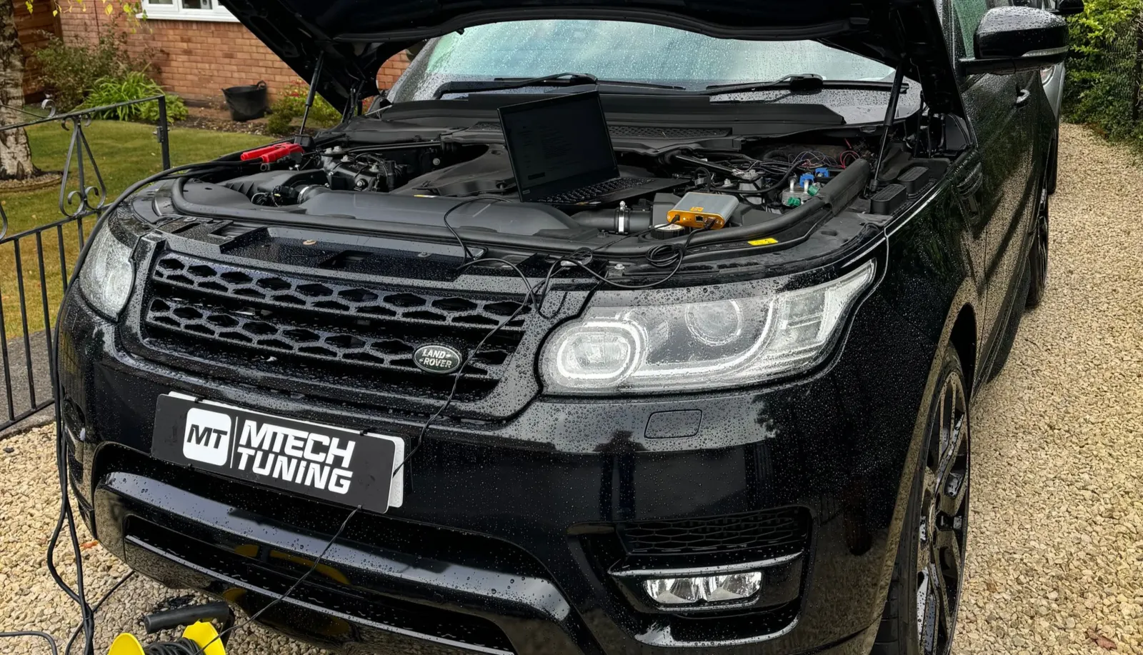 Range Rover Stage 1, photographed by MTechTuning