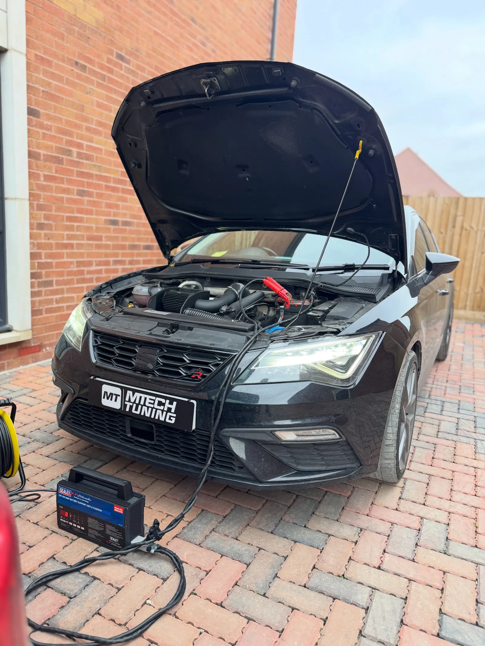 SEAT Leon 1.4 TSI 125hp Stage 1 Calibration, photographed by MTechTuning