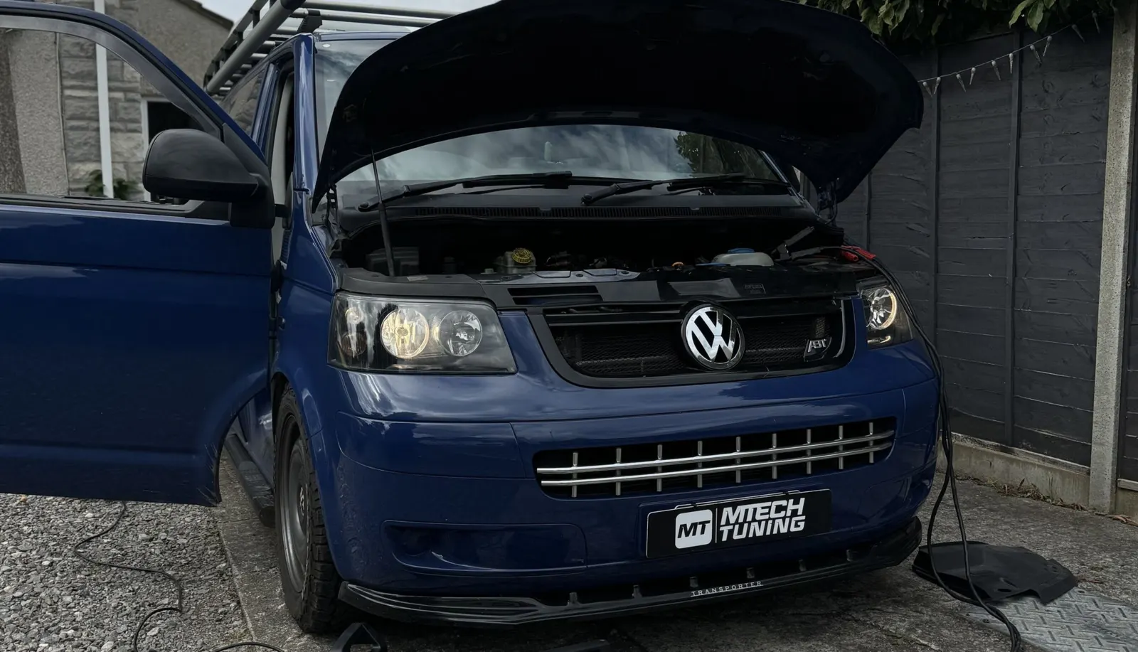 Volkswagen Transporter 2.5 Stage 2, photographed by MTechTuning