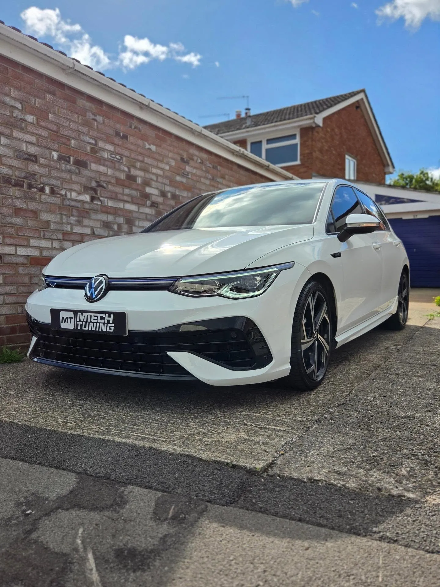 VW Golf R Mk8 Stage 1 & Simos 19.6 OBD ECU Unlock, photographed by MTechTuning